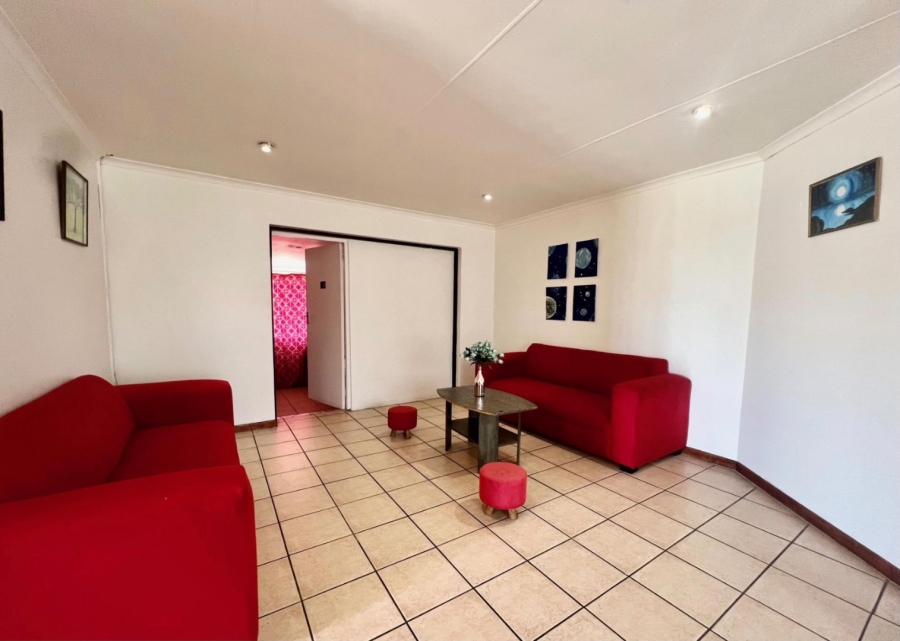 16 Bedroom Property for Sale in Summerstrand Eastern Cape